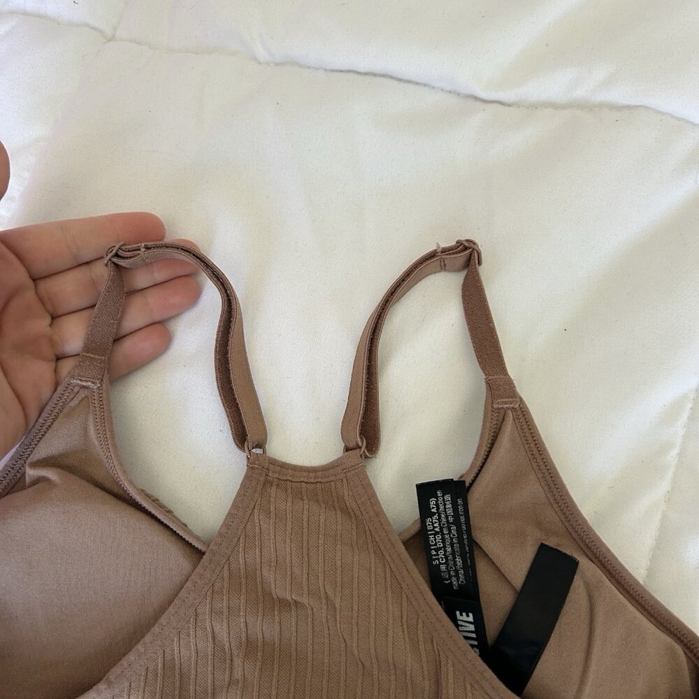 PINK Active Victoria Secret VS Brown Seamless Sports Bra Womens Small S Yoga - Picture 4 of 7